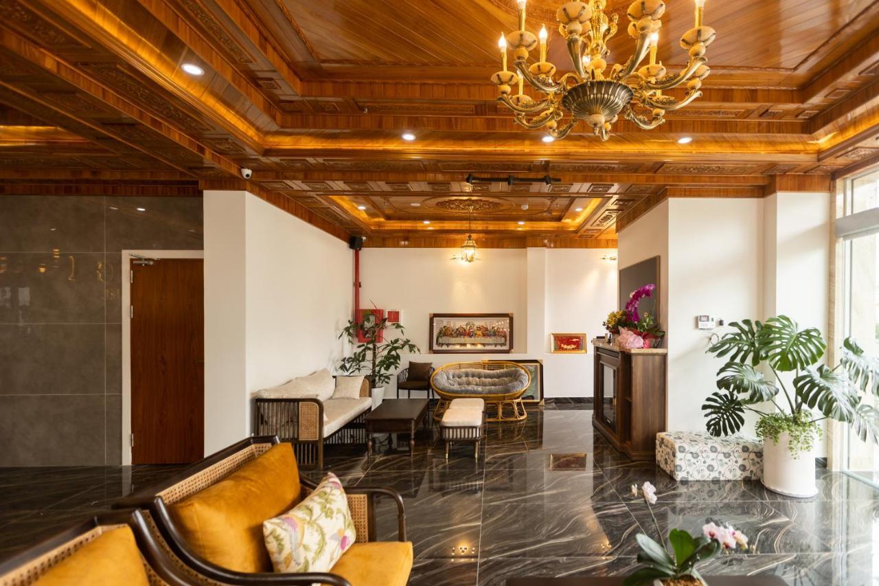 Olagi Hotel Dalat Bagian luar foto