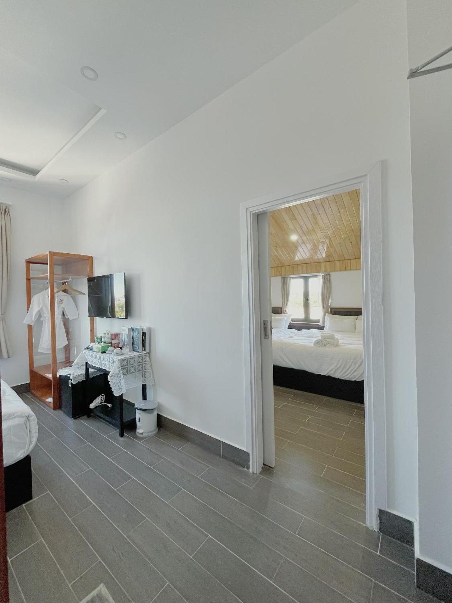 Olagi Hotel Dalat Bagian luar foto