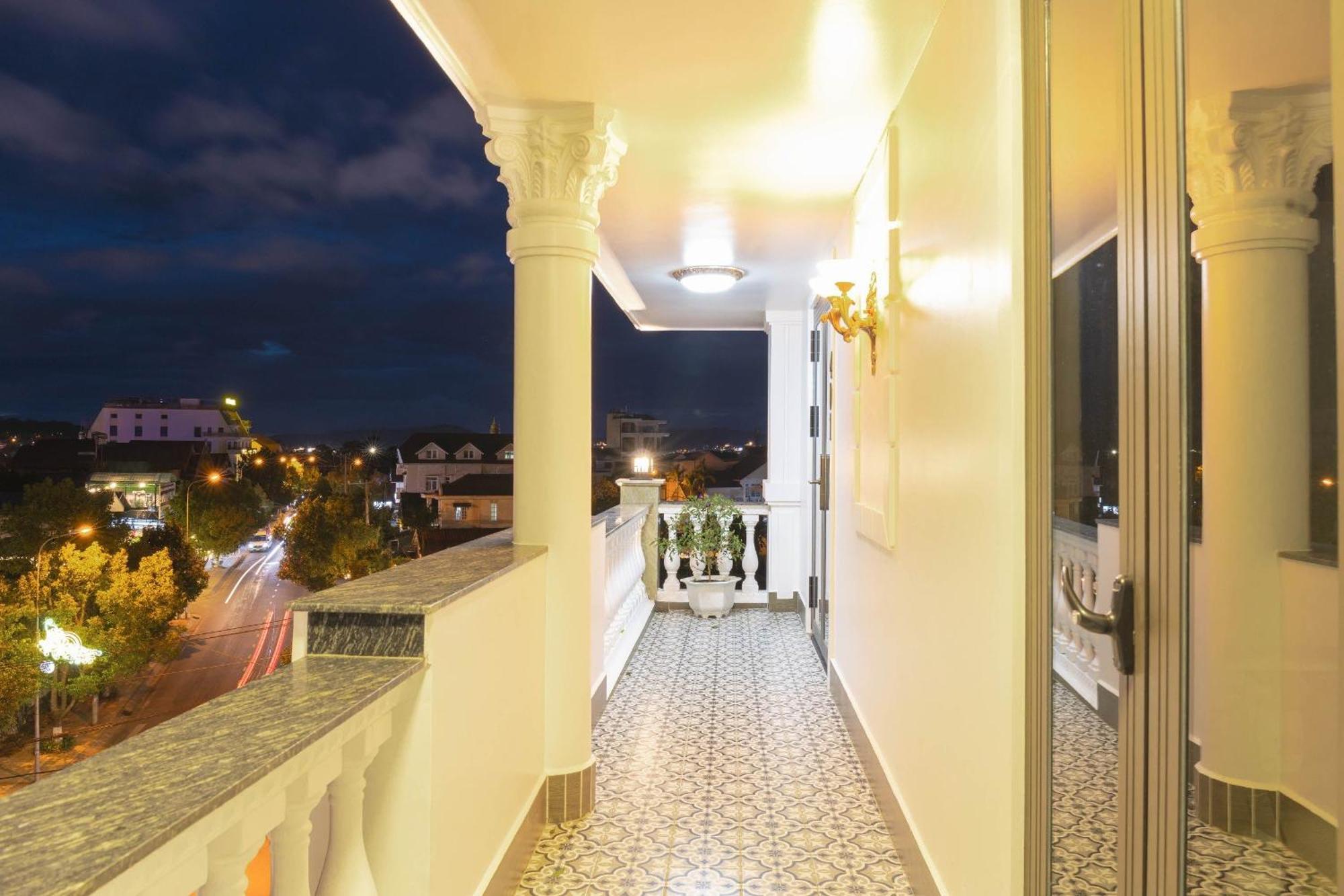 Olagi Hotel Dalat Bagian luar foto