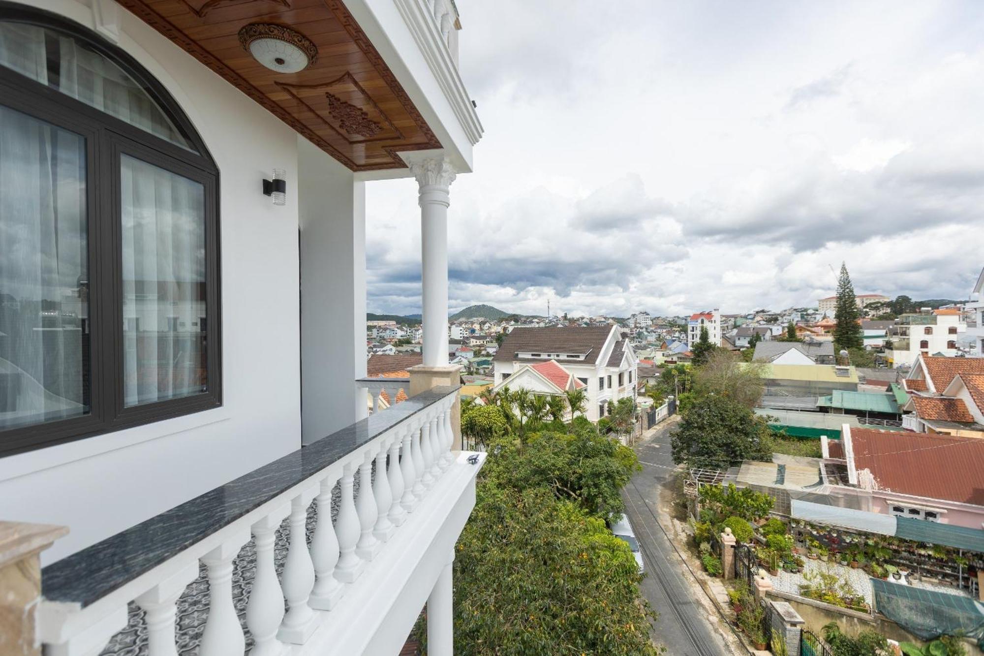 Olagi Hotel Dalat Bagian luar foto