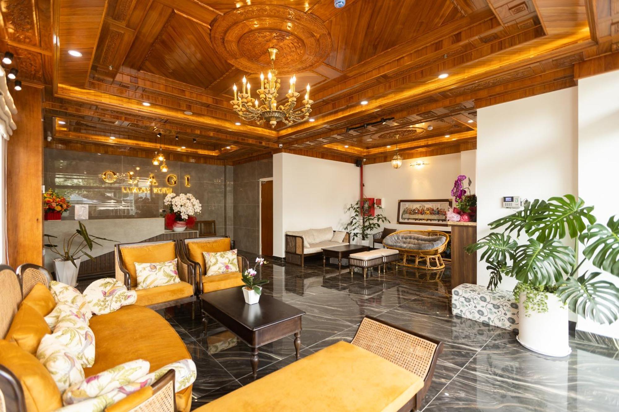 Olagi Hotel Dalat Bagian luar foto